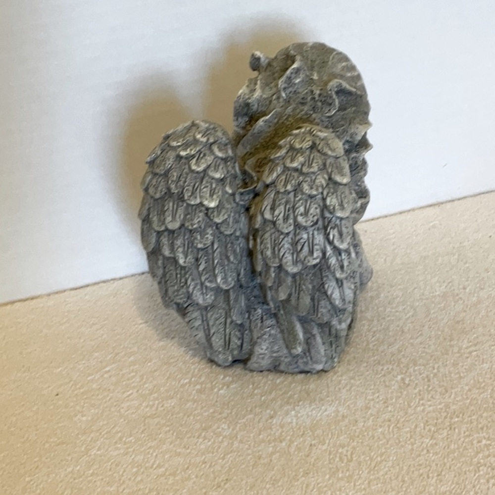 Restful Angel - Picture 4 of 4